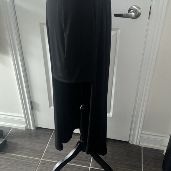 NWT Julian Chang Women’s Black Dress - Picture 4 of 7